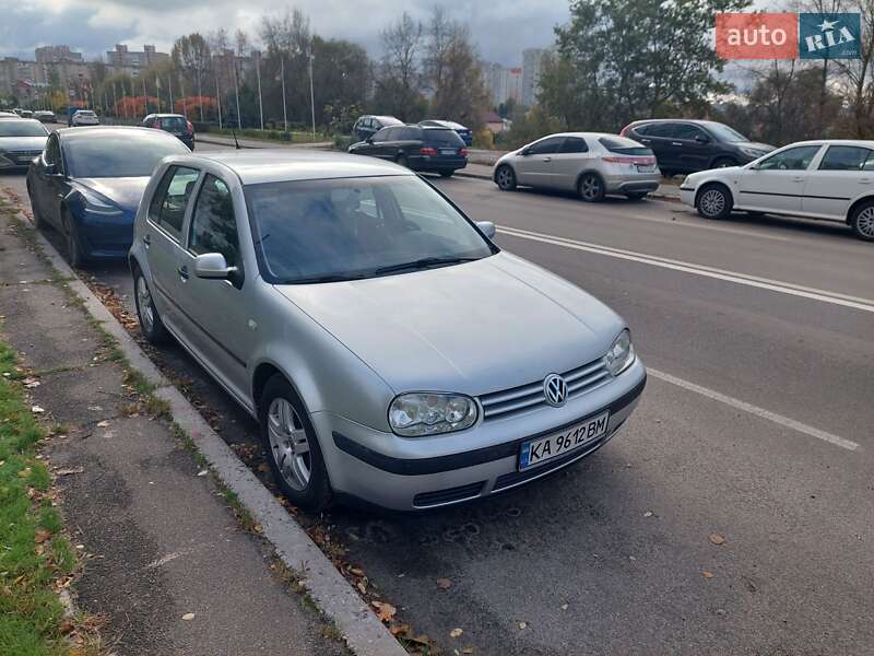 Volkswagen Golf 2001