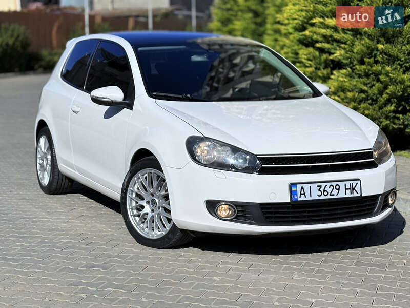 Хэтчбек Volkswagen Golf 2011 в Одессе