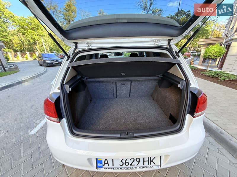 Хэтчбек Volkswagen Golf 2011 в Одессе