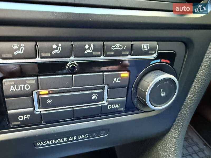 Хэтчбек Volkswagen Golf 2011 в Одессе