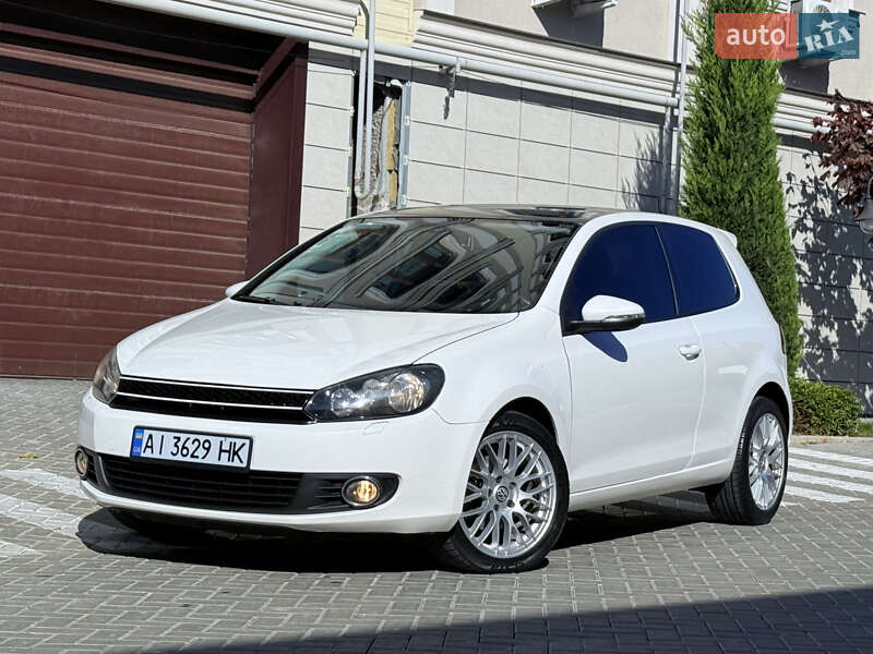 Хэтчбек Volkswagen Golf 2011 в Одессе
