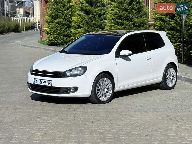 Хэтчбек Volkswagen Golf 2011 в Одессе