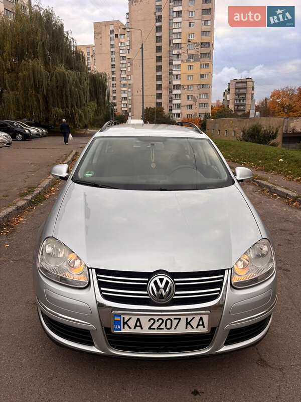 Универсал Volkswagen Golf 2008 в Киеве фото 2 Универсал Volkswagen Golf 2008 в Киеве