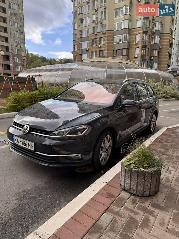 Универсал Volkswagen Golf 2018 в Киеве фото Универсал Volkswagen Golf 2018 в Киеве