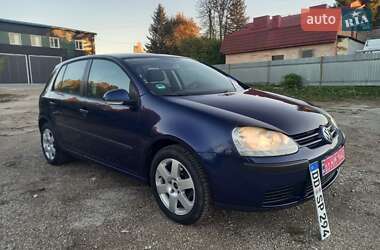 Хэтчбек Volkswagen Golf 2005 в Тернополе