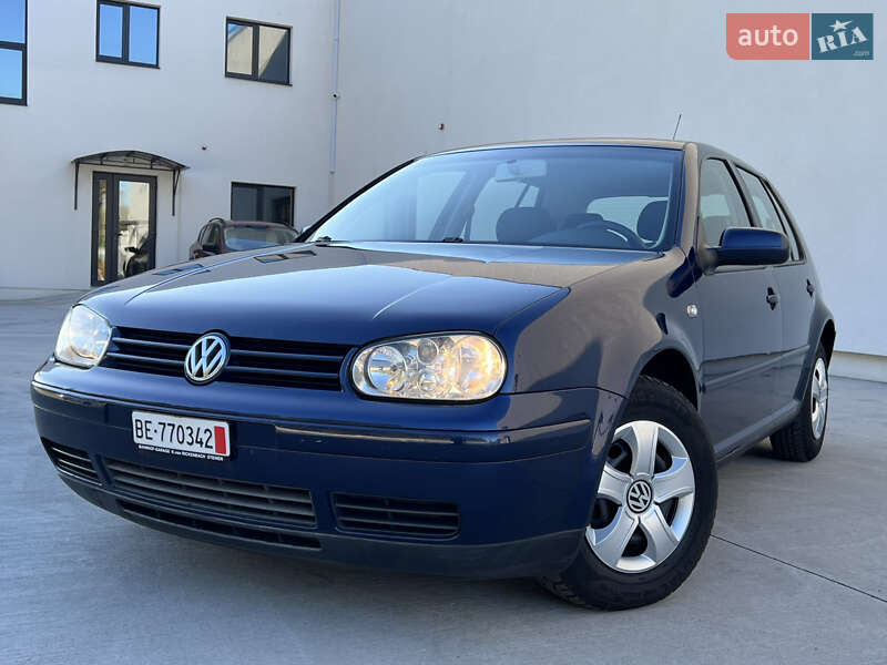 Volkswagen Golf 2002
