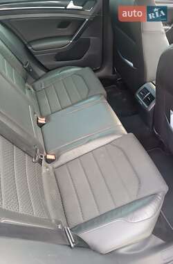Универсал Volkswagen Golf 2014 в 