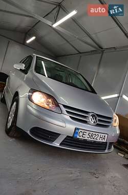 Хэтчбек Volkswagen Golf 2005 в Черновцах Хэтчбек Volkswagen Golf 2005 в Черновцах