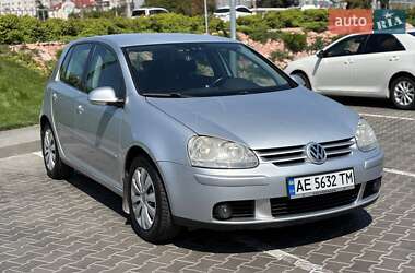 Хетчбек Volkswagen Golf 2008 в Дніпрі