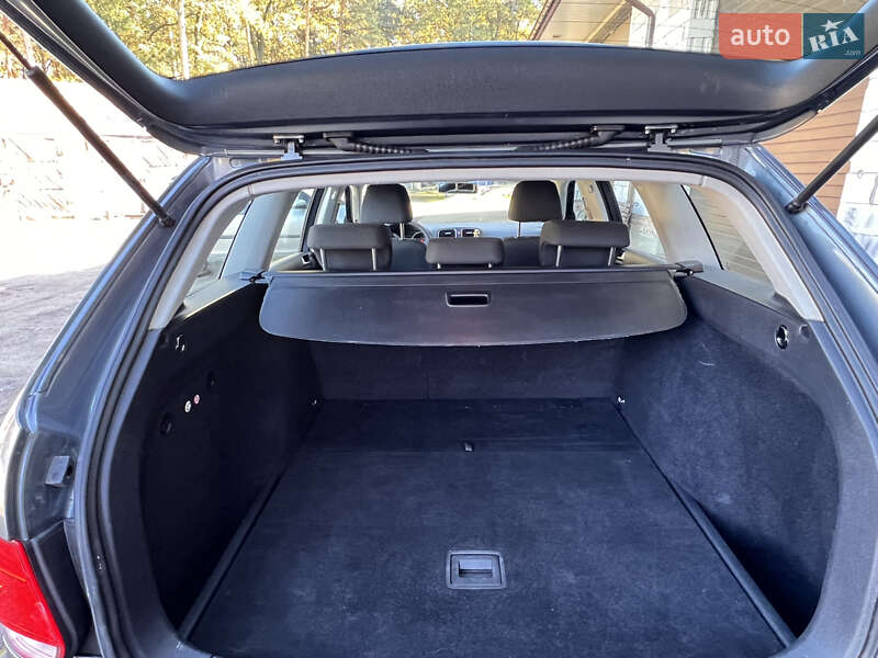 Універсал Volkswagen Golf 2010 в Луцьку фото 15 Універсал Volkswagen Golf 2010 в Луцьку