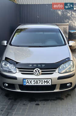 Хэтчбек Volkswagen Golf 2004 в Харькове
