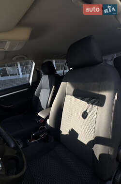 Универсал Volkswagen Golf 2009 в 