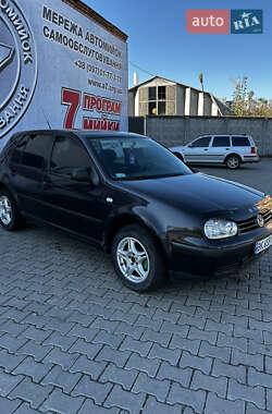 Хетчбек Volkswagen Golf 2001 в Хмельницькому