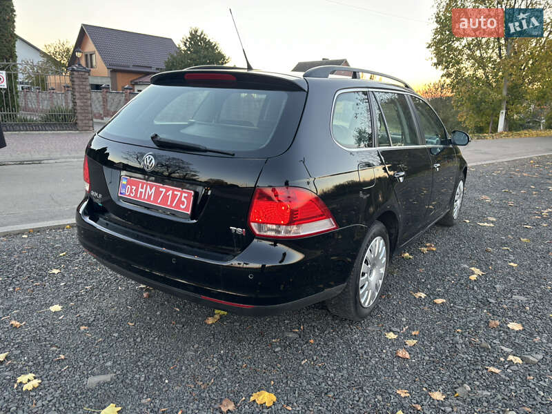 Универсал Volkswagen Golf 2009 в Ворзеле