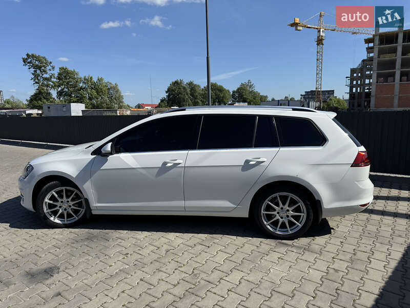 Універсал Volkswagen Golf 2015 в Львові