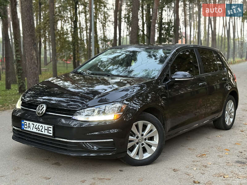 Volkswagen Golf 2020