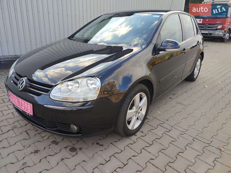 Хэтчбек Volkswagen Golf 2008 в Белой Церкви