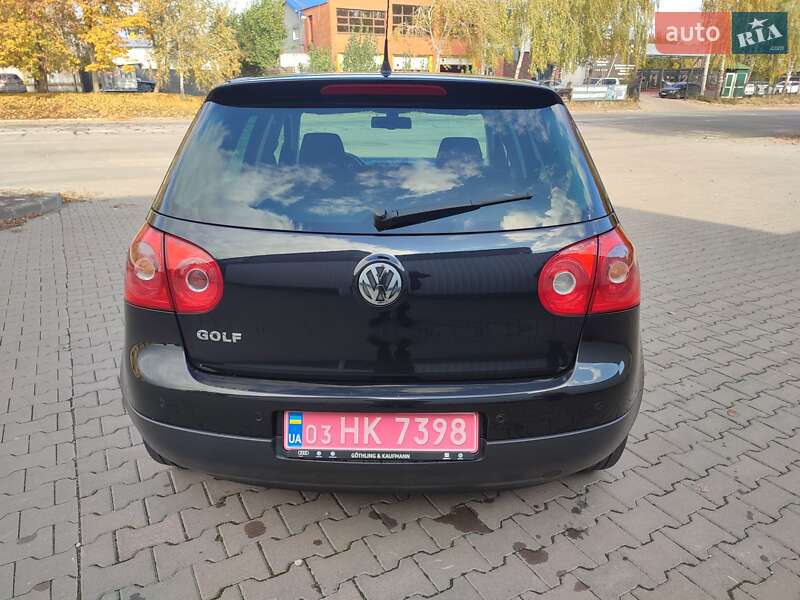 Хэтчбек Volkswagen Golf 2008 в Белой Церкви