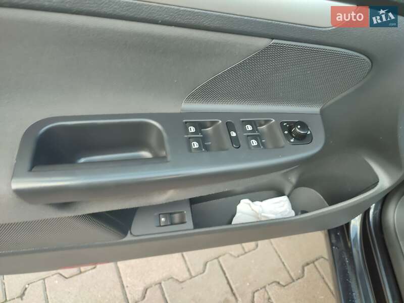 Хэтчбек Volkswagen Golf 2008 в Белой Церкви