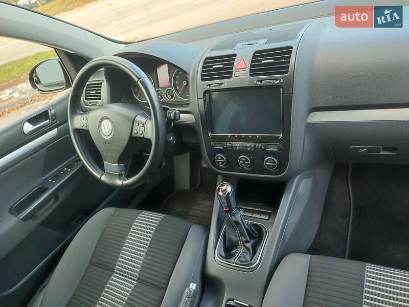 Хэтчбек Volkswagen Golf 2008 в Белой Церкви
