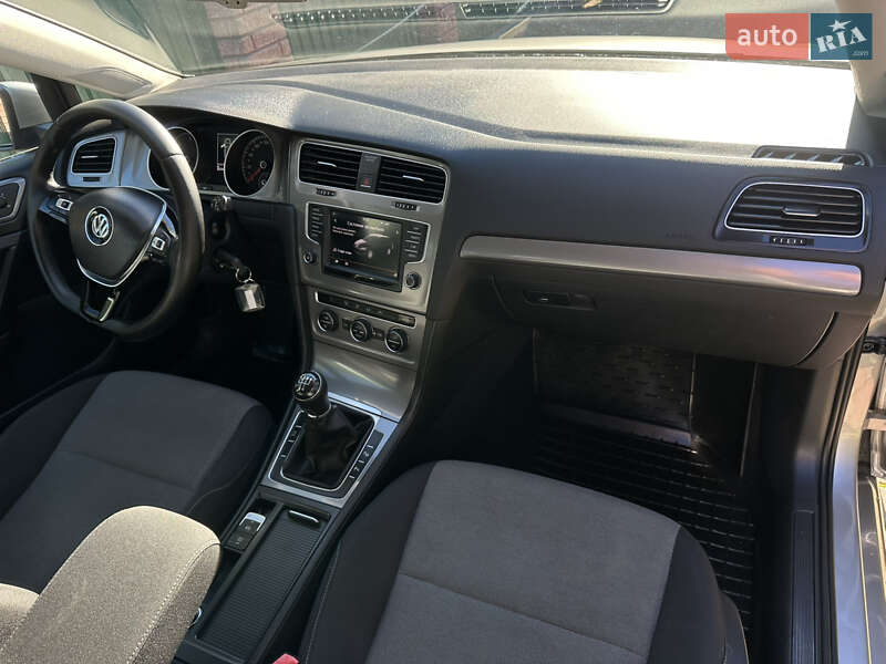 Универсал Volkswagen Golf 2015 в Лопатине фото 79 Универсал Volkswagen Golf 2015 в Лопатине
