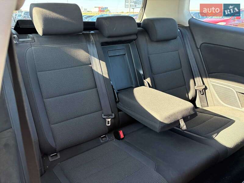 Хэтчбек Volkswagen Golf 2011 в Львове фото 16 Хэтчбек Volkswagen Golf 2011 в Львове