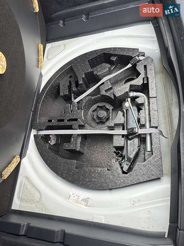 Универсал Volkswagen Golf 2008 в Смеле