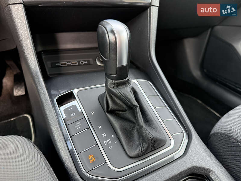 Универсал Volkswagen Golf 2019 в Сваляве фото 17 Универсал Volkswagen Golf 2019 в Сваляве