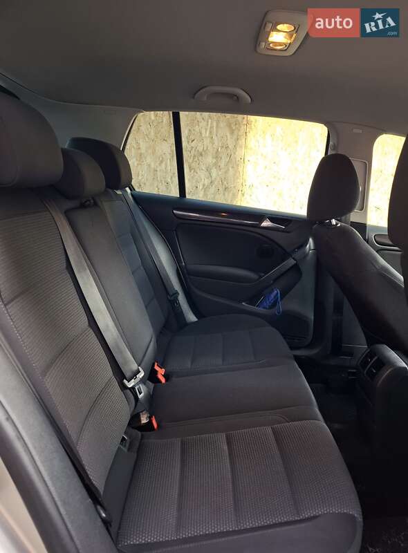 Хэтчбек Volkswagen Golf 2012 в Ровно фото 6 Хэтчбек Volkswagen Golf 2012 в Ровно