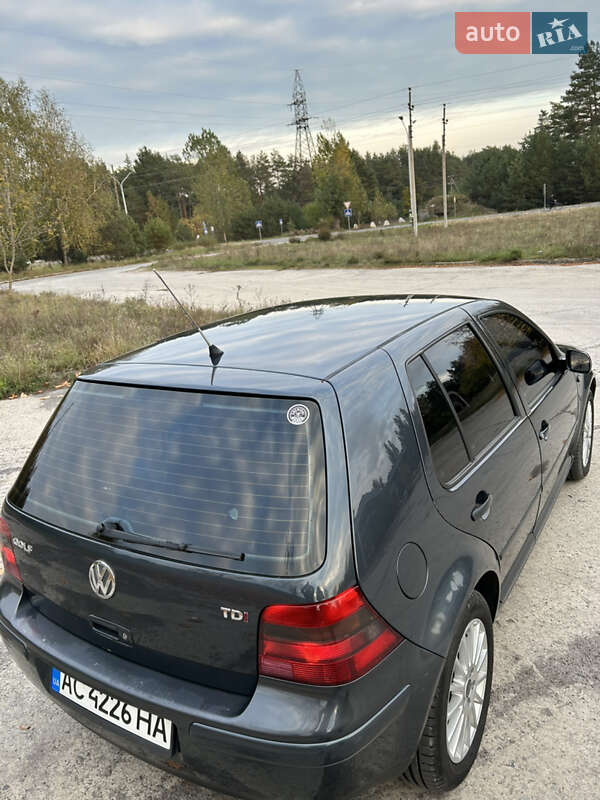 Хэтчбек Volkswagen Golf 2000 в Вараше фото 8 Хэтчбек Volkswagen Golf 2000 в Вараше