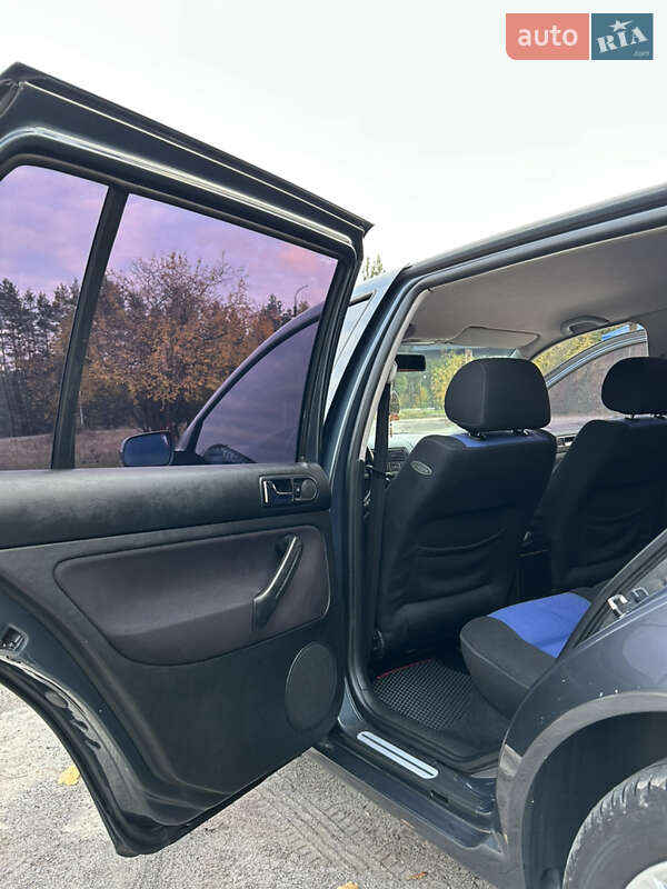 Хэтчбек Volkswagen Golf 2000 в Вараше фото 16 Хэтчбек Volkswagen Golf 2000 в Вараше