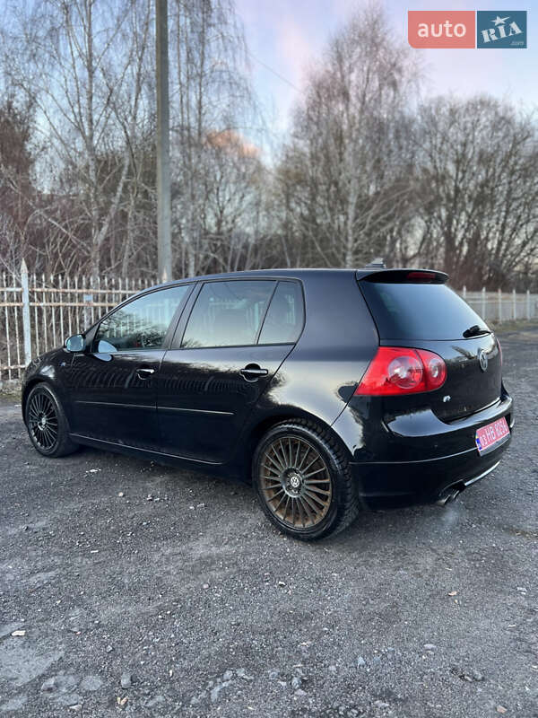 Хетчбек Volkswagen Golf 2008 в Рівному