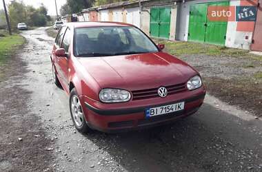 Хэтчбек Volkswagen Golf 2000 в Лубнах