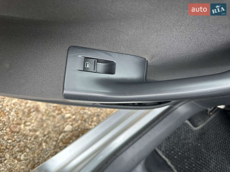 Универсал Volkswagen Golf 2008 в Ивано-Франковске фото 26 Универсал Volkswagen Golf 2008 в Ивано-Франковске