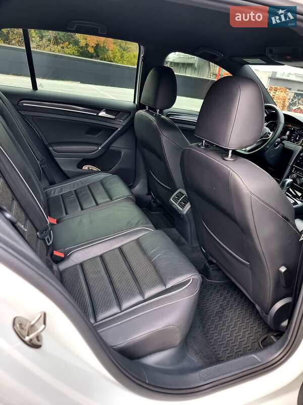 Хэтчбек Volkswagen Golf 2019 в Ирпене фото 18 Хэтчбек Volkswagen Golf 2019 в Ирпене