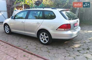 Универсал Volkswagen Golf 2009 в Чернигове