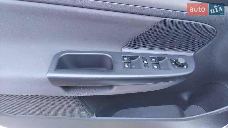 Универсал Volkswagen Golf 2009 в Чернигове фото 39 Универсал Volkswagen Golf 2009 в Чернигове