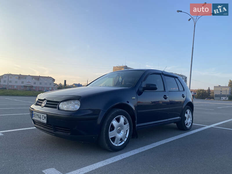 Хэтчбек Volkswagen Golf 2003 в Каменец-Подольском