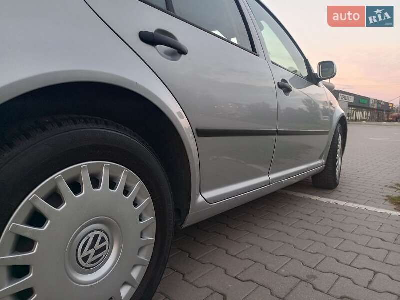 Хетчбек Volkswagen Golf 2002 в Запоріжжі фото 12 Хетчбек Volkswagen Golf 2002 в Запоріжжі