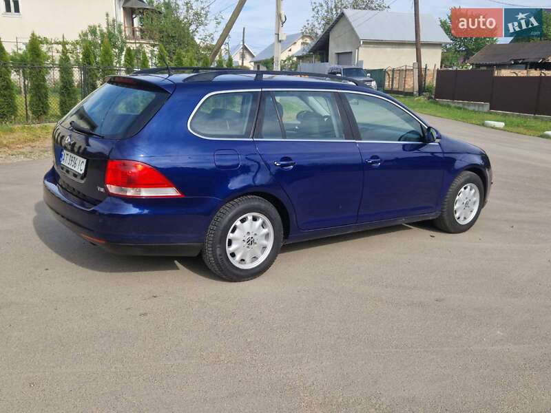Универсал Volkswagen Golf 2007 в Коломые