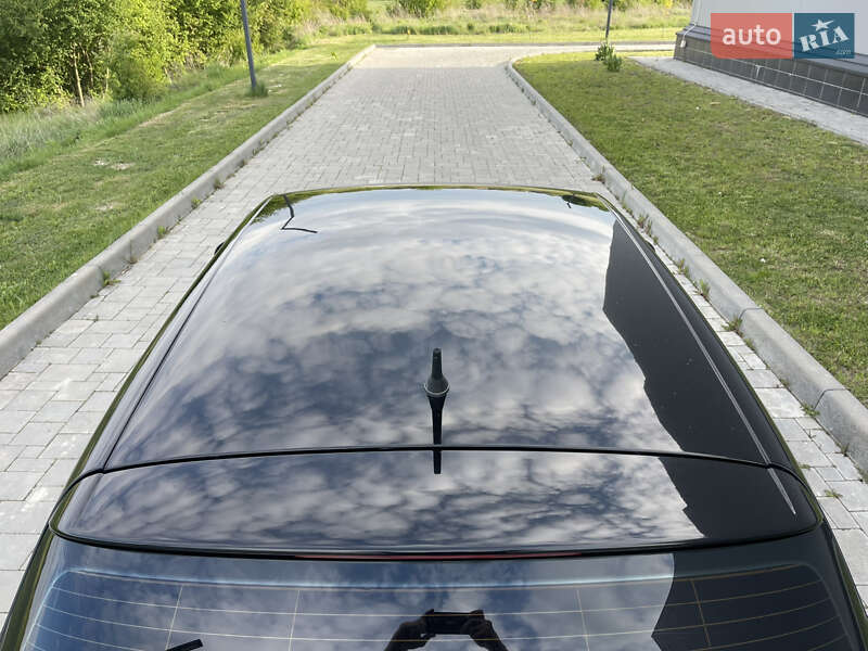 Хетчбек Volkswagen Golf 2008 в Рівному