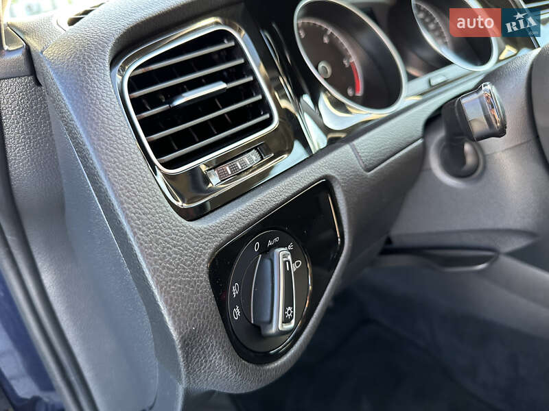 Универсал Volkswagen Golf 2016 в Лопатине фото 28 Универсал Volkswagen Golf 2016 в Лопатине
