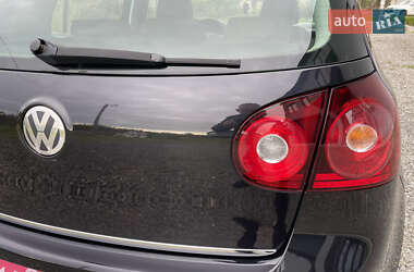 Хэтчбек Volkswagen Golf 2008 в 