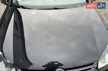 Хэтчбек Volkswagen Golf 2008 в 