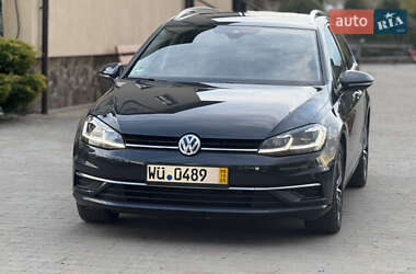 Универсал Volkswagen Golf 2017 в Стрые