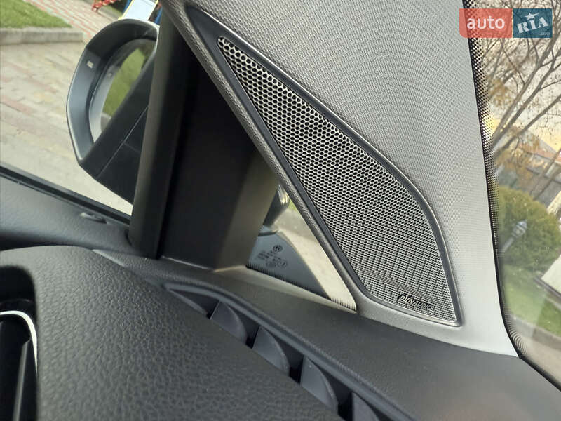 Универсал Volkswagen Golf 2017 в Стрые фото 36 Универсал Volkswagen Golf 2017 в Стрые