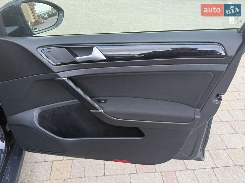 Универсал Volkswagen Golf 2017 в Стрые фото 54 Универсал Volkswagen Golf 2017 в Стрые