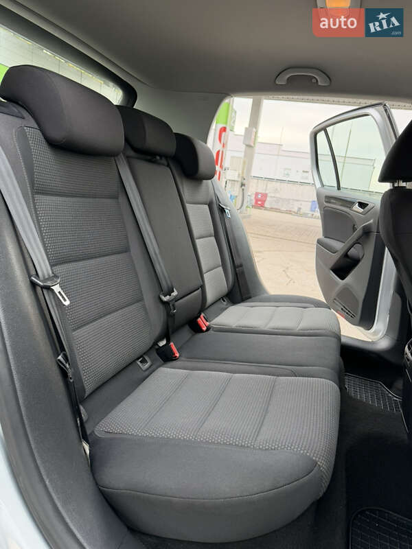 Хэтчбек Volkswagen Golf 2009 в Лубнах фото 33 Хэтчбек Volkswagen Golf 2009 в Лубнах