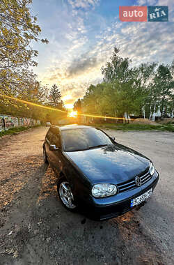 Хетчбек Volkswagen Golf 2000 в Львові