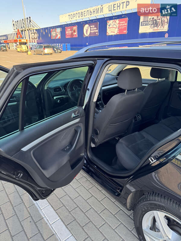 Універсал Volkswagen Golf 2010 в Нововолинську фото 24 Універсал Volkswagen Golf 2010 в Нововолинську